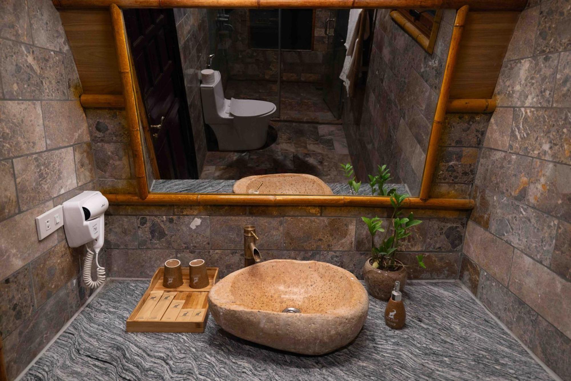 The Goat Boutique Resort Ніньбінь Номер фото